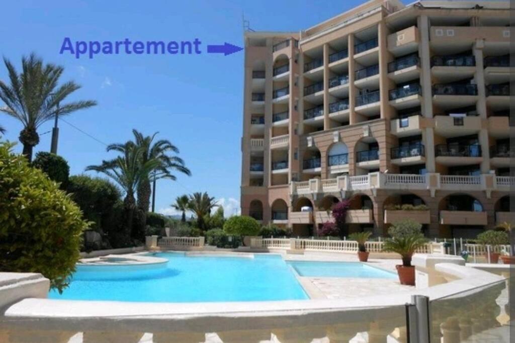 Appartement T2 Vue Panoramique C คานส์ ภายนอก รูปภาพ